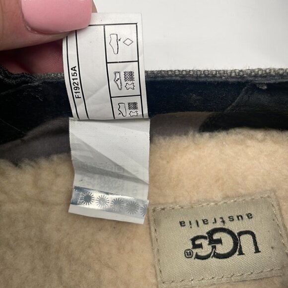 UGG slip on shoes slipper indoor outdoor Sherpa lined warm comfy sz 9.5 - Picture 10 of 11